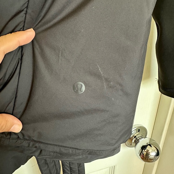 Lululemon Serene Light Wrap - Picture 9 of 13